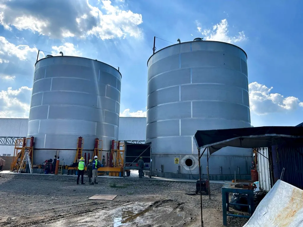 Proyecto industrial IAO — Tanques de almacenamiento